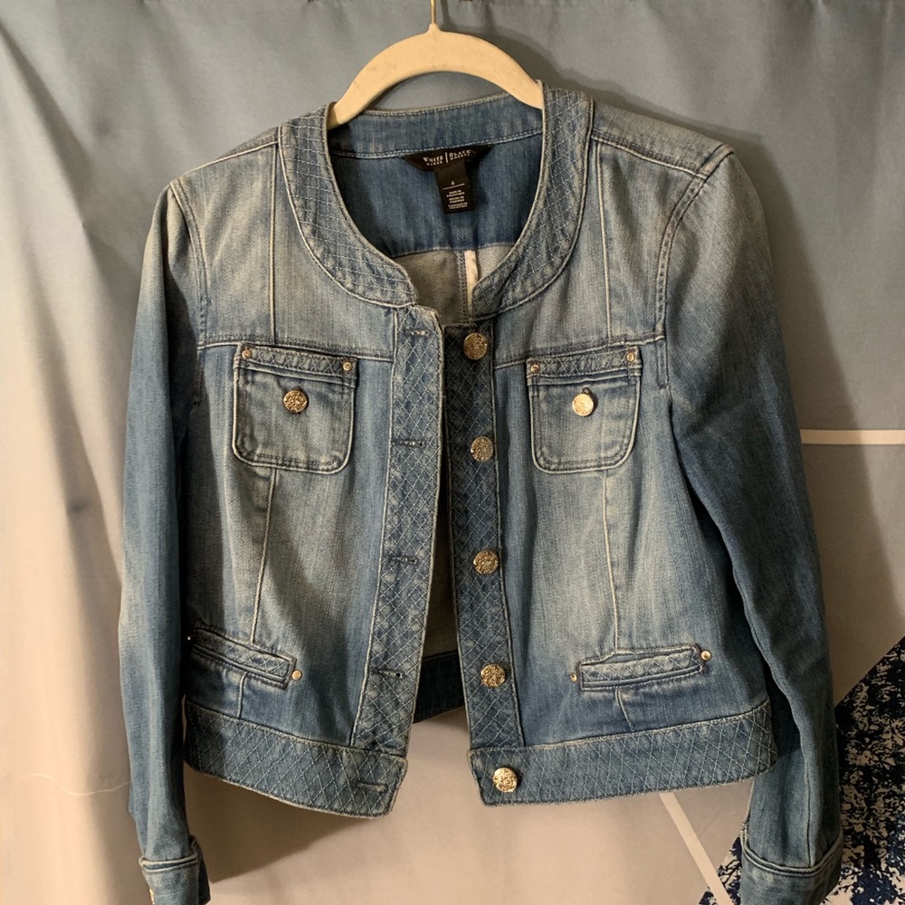 Light wash Jean jacket